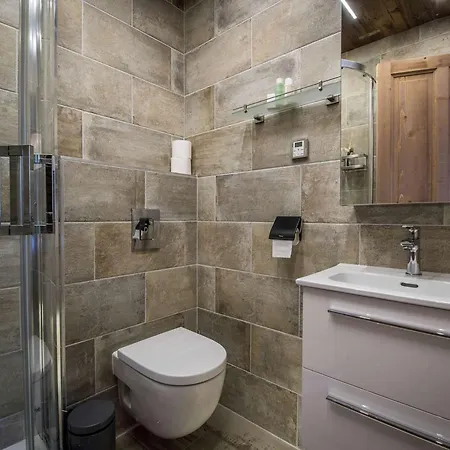 2 Chambres, Centre 1850, à 150m, Wifi - Fr-1-631-213 Courchevel